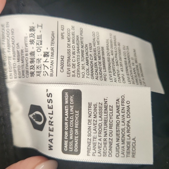 Levi's 724 High Rise Straight Cropped Jeans - Picture 6 of 7